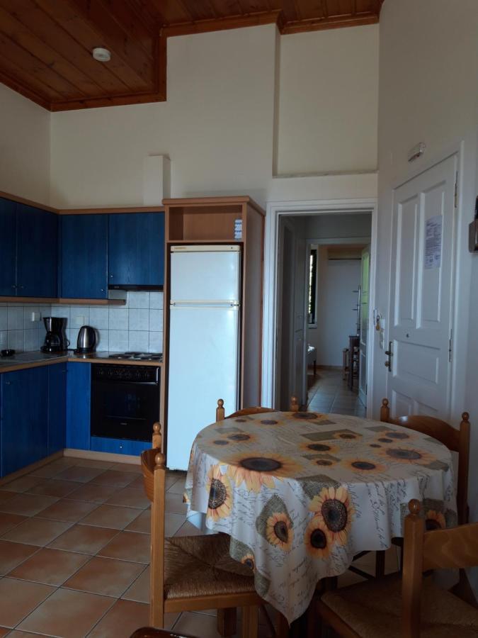 Skardamoula'S Studios And Apartments, 2 Kardhamili Bagian luar foto